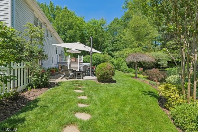 12 Candlewood Dr, Madison Boro, NJ 07940