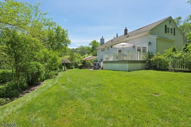 12 Candlewood Dr, Madison Boro, NJ 07940