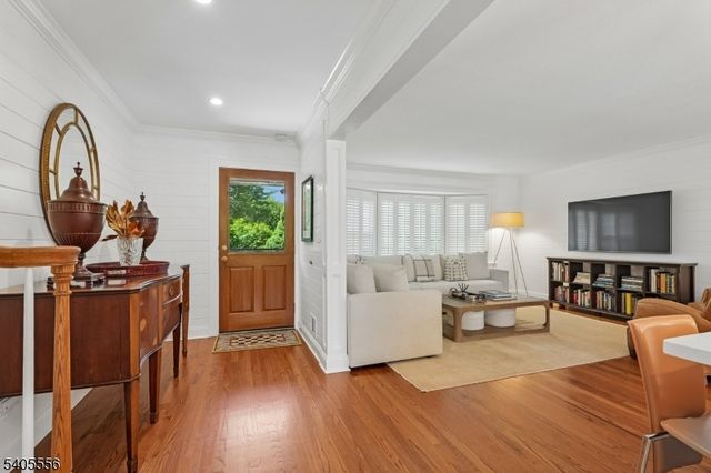 12 Candlewood Dr, Madison Boro, NJ 07940