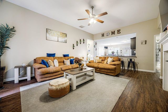 1264 CHARLES BRYAN RD, Unincorporated, TN 38018