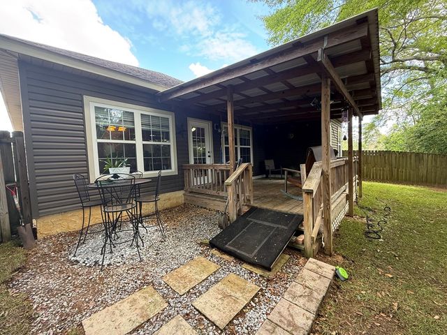 137 Gracebrook, Headland, AL 36345