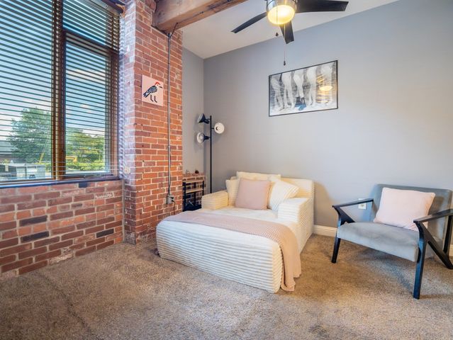147 Centre St 105, Brockton, MA 02301