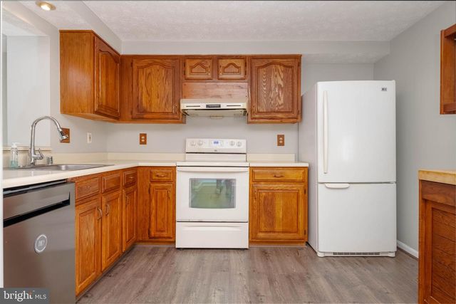 20 TURNMILL CT, Baltimore, MD 21236