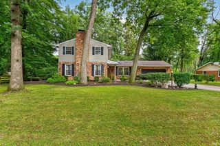54744 Merrifield Drive, Mishawaka, IN 46545