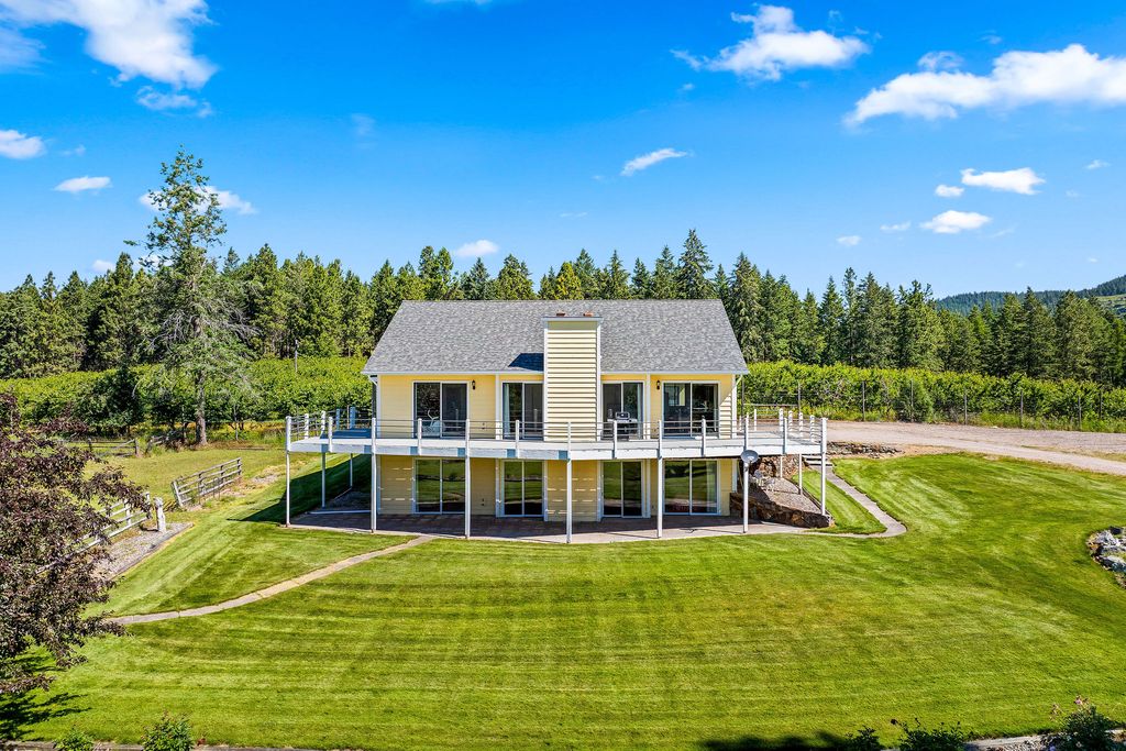 33676 Hilltop Terrace, Bigfork, MT 59911 photo 11