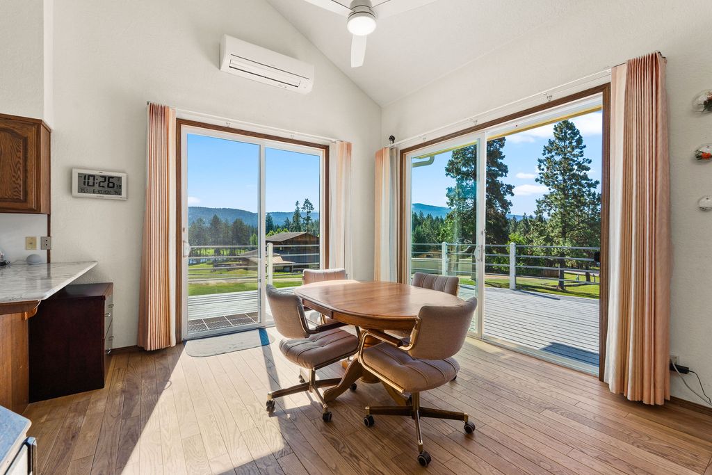 33676 Hilltop Terrace, Bigfork, MT 59911 photo 16