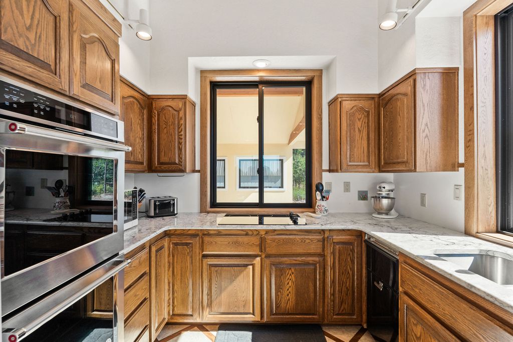 33676 Hilltop Terrace, Bigfork, MT 59911 photo 19