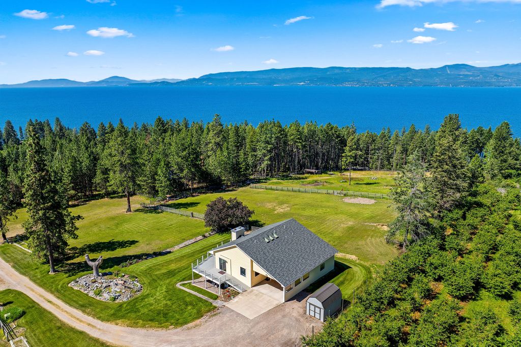 33676 Hilltop Terrace, Bigfork, MT 59911 photo 2