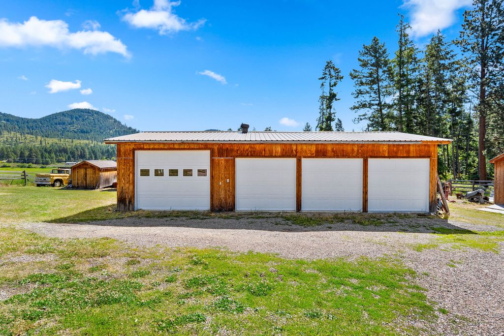 33676 Hilltop Terrace, Bigfork, MT 59911 photo 54