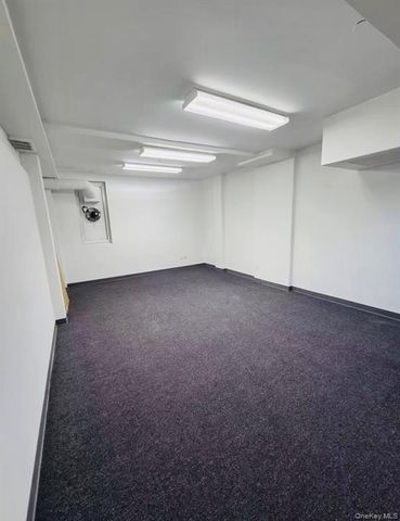 136-89 Roosevelt Avenue 2nd Floor, Flushing, NY 11354