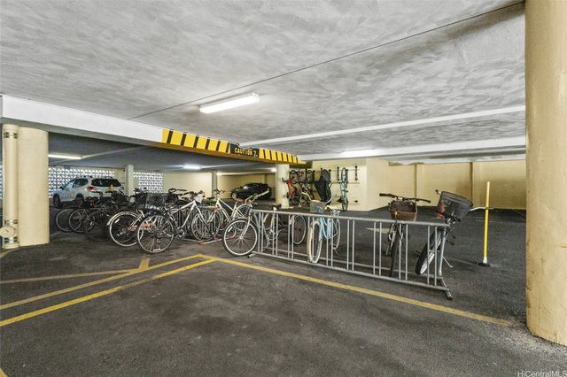 14 Aulike Street 306, Kailua, HI 96734