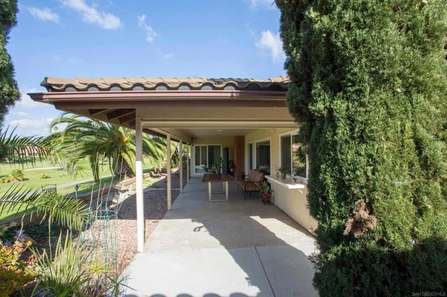 17547 Plaza Karena, San Diego, CA 92128