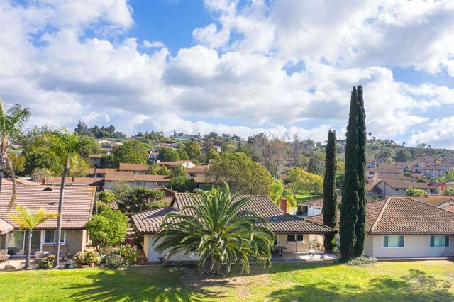 17547 Plaza Karena, San Diego, CA 92128
