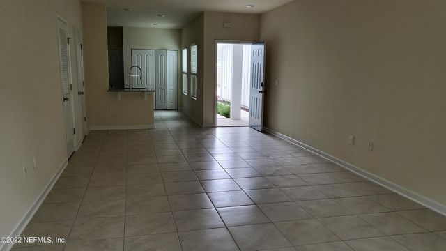 87 TAHITI SHRS Court, St. Augustine, FL 32095