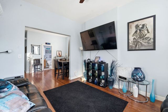 1637 S Saint Louis Avenue, Chicago, IL 60623