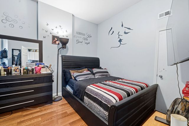 1637 S Saint Louis Avenue, Chicago, IL 60623