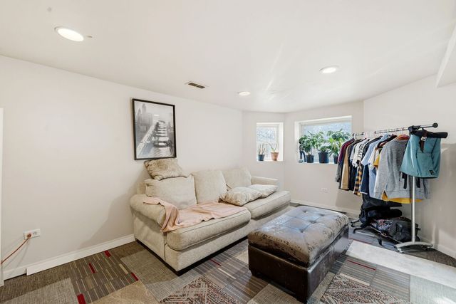 1637 S Saint Louis Avenue, Chicago, IL 60623