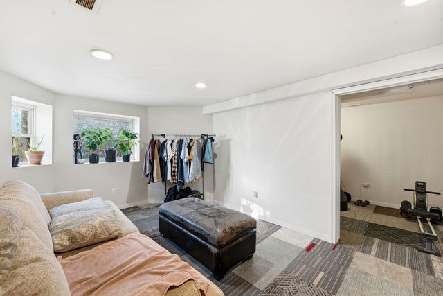 1637 S Saint Louis Avenue, Chicago, IL 60623