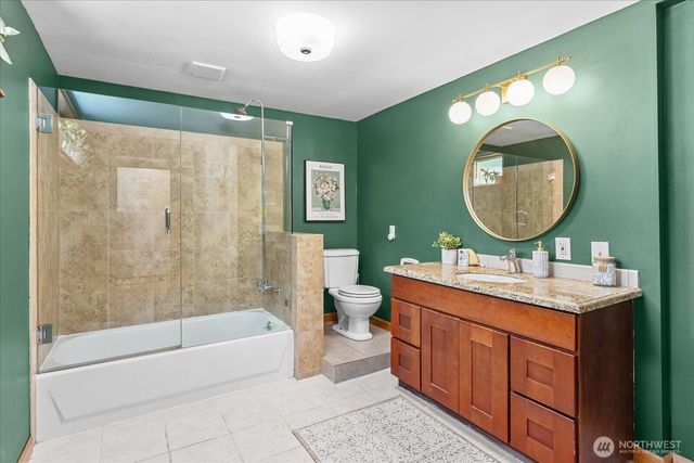 311 S 104th Street, Seattle, WA 98168