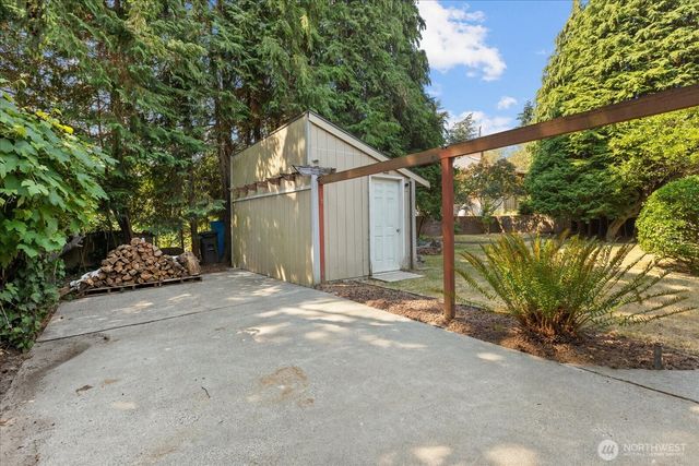 311 S 104th Street, Seattle, WA 98168