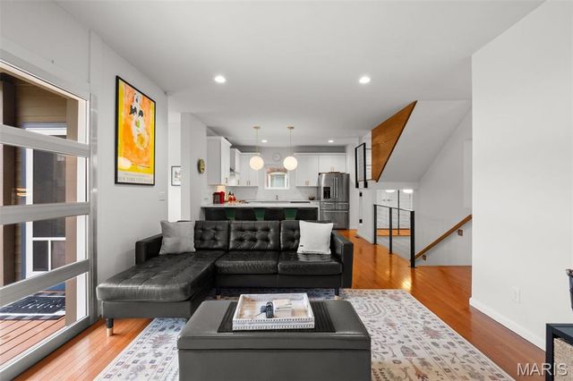 4143 Blaine Avenue, St Louis, MO 63110