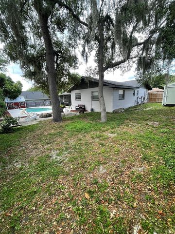 2746 MENDELIN STREET, Apopka, FL 32703