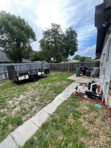 2746 MENDELIN STREET, Apopka, FL 32703