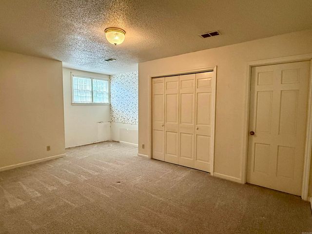 801 E Highland Drive, Jonesboro, AR 72401