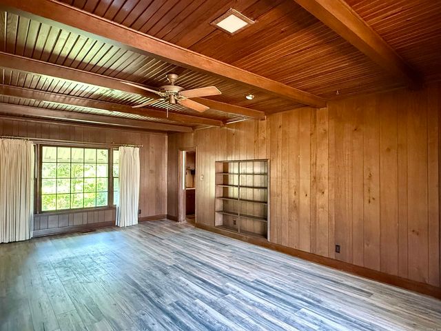 801 E Highland Drive, Jonesboro, AR 72401