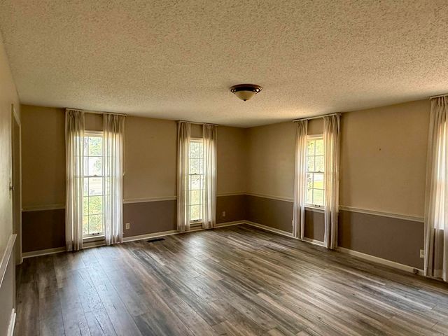 801 E Highland Drive, Jonesboro, AR 72401
