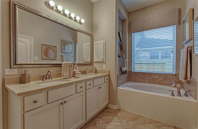 12102 Maple Court, Santa Fe, TX 77510