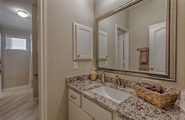 12102 Maple Court, Santa Fe, TX 77510