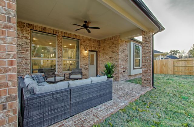 12102 Maple Court, Santa Fe, TX 77510