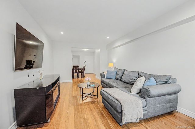 682 Tuckahoe Road 5K, Yonkers, NY 10710