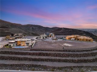 20 Sanctuary Peak Court, Henderson, NV 89012