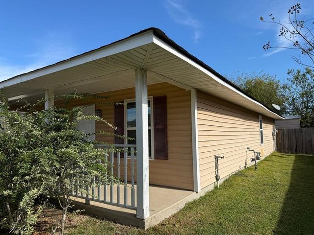 11403 Mosscrest Drive, Houston, TX 77048