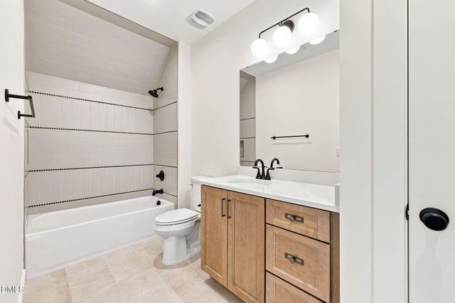 4805 Hopkins Glen Way, Zebulon, NC 27597