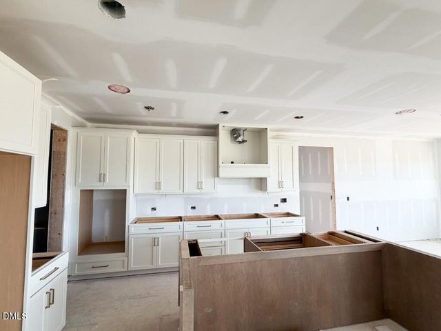 4805 Hopkins Glen Way, Zebulon, NC 27597