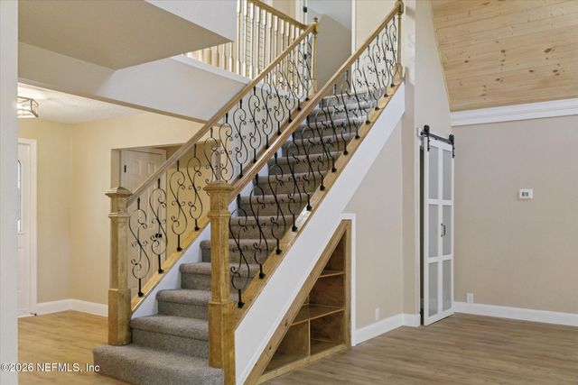 3121 LANNIE Road, Jacksonville, FL 32218