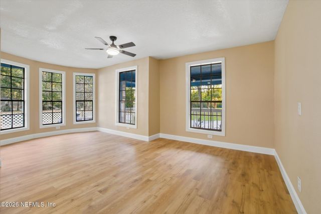 3121 LANNIE Road, Jacksonville, FL 32218