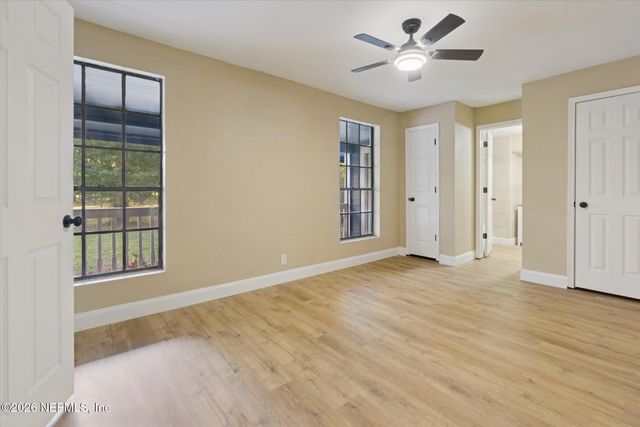 3121 LANNIE Road, Jacksonville, FL 32218