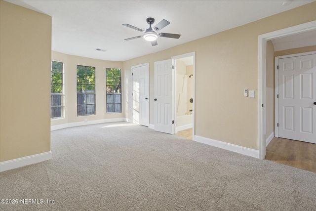 3121 LANNIE Road, Jacksonville, FL 32218