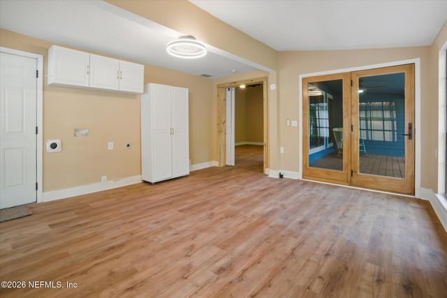 3121 LANNIE Road, Jacksonville, FL 32218