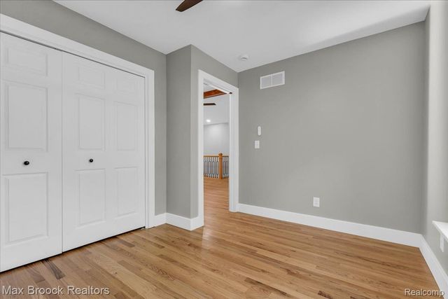 1654 Giddings Road, Pontiac, MI 48340