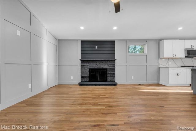 1654 Giddings Road, Pontiac, MI 48340