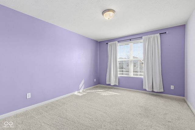 15317 Eastpark Circle W, Fishers, IN 46037