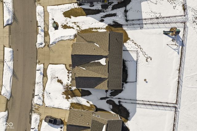 15317 Eastpark Circle W, Fishers, IN 46037