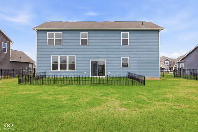 15317 Eastpark Circle W, Fishers, IN 46037