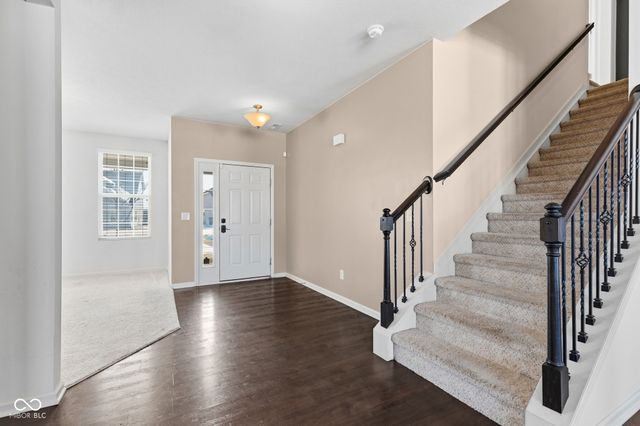 15317 Eastpark Circle W, Fishers, IN 46037