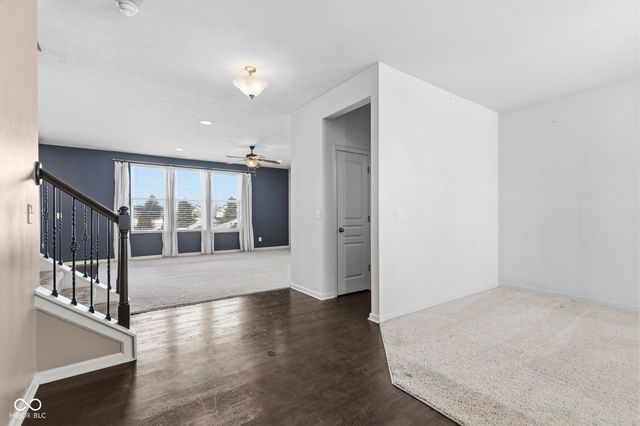 15317 Eastpark Circle W, Fishers, IN 46037